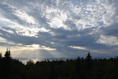 Nehirde güneş ışığı, Quebec, Kanada