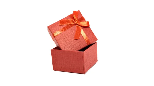 De doos van de rode gift, bedrijfsconcept. witte achtergrond. — Stockfoto