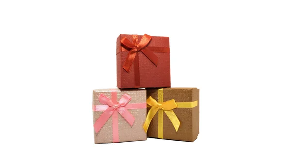 Geschenkdozen van rood, roze, bruin, gouden, bedrijfsconcept. witte achtergrond. — Stockfoto