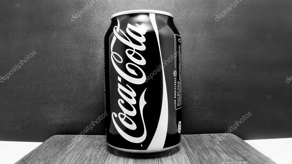 COCACOLA BEVERAGES IN TIN – Stock Editorial Photo © HUZAIME #85972100
