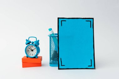 Düzenli Çalışma Alanı Ayarları, Yazma Masası Aletleri, Akıllı Ofis Düzenleme, Çalışma Masası, Not Alma, Yeni Oda Tasarımları, Organize Masa Üstü, Zaman Yönetimi