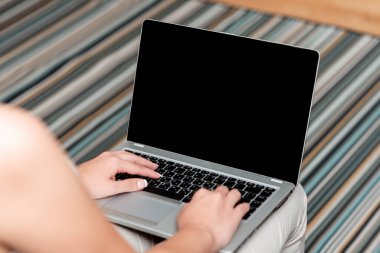 Çevrimiçi İşler İnsanları Uzaktan Birleştirerek Çalışıyor, Ses Görüntü Çağrısı, İletişim Cihazı, Sorunlu Atış Aygıtı, Küresel Bağlantılar, Taşınabilir Donanım Bilgisayarı