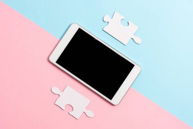 Teknolojik Farklılık İletişim Sorunları Çözümleri Ses Klibi Küresel İletişim Akıllı Telefon Tasarımını Geliştirme Artırıyor