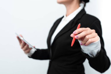 Yeni Teknoloji Fikirleri Taze Teknolojik Gelişmeler Sunar. İnsanları Bağlayan Elektronik Ürün Tanıtımı. Video Sesli Aramalar Küresel Bağlantılar