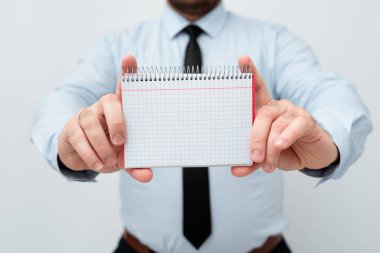 Yeni Plan Fikirleri Sunumu Planlama Sürecini Gösterme Taze Tasarım Planlarını Tanıtma Fikir Sunumu Leaktüre Öğreten İnsanlara Öğretim Verme