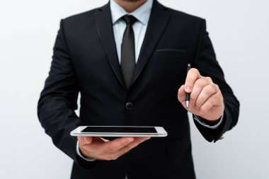 Yeni Teknoloji Fikirleri Sunumu: Elektronik Ürünleri Bağlayan Teknolojik Gelişmeleri Tartışma Klibi Ses Mesajları Küresel Bağlantıları Arıyor