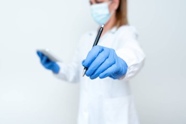 Tıbbi Teknoloji Sunumu Yeni Bilimsel Keşif Laboratuvarı Sunumları Meslek Giyimi Koruyucu Vitesler Giyen Bilim Tartışmaları