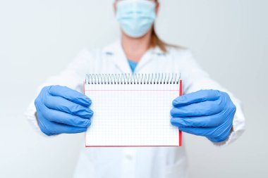 Tıbbi Fikirler Sunuluyor Yeni Bilimsel Keşif Laboratuvarı Sunumları Meslek Giyimi Koruyucu Vitesler Giyen Bilimsel Tartışmalar