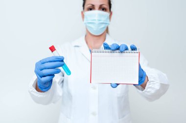 Yeni Keşfedilen İlaç Analizi Laboratuvarı Deneyi Sunumları Meslek İş Giyimi Koruyucu Vitesler Giyen Bilimsel Tartışmalar
