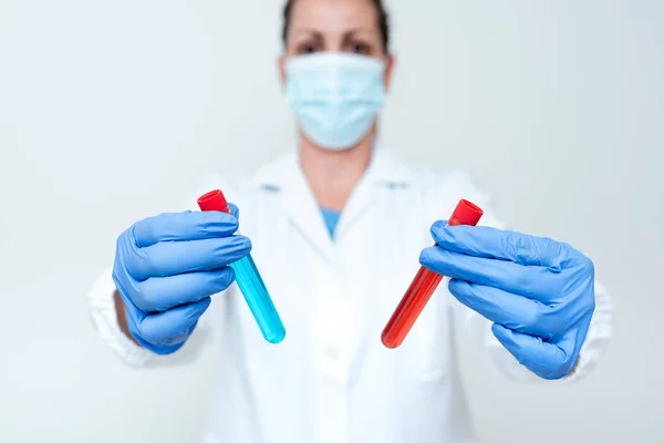Formulating New Medicine Cure Infection Laboratory Experiment Display Presenting Medicine Virus Science Discussions Wearing Occupation Workwear Protective Gears — Stock Photo, Image