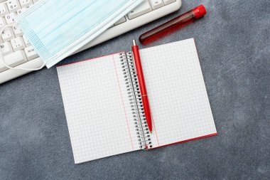 Tıbbi Notlar Yazılıyor Bilimsel Çalışmalar Tedavi Planları Virüs Tıp Laboratuvarı Test Analizi Virüs Tarama İnternet Planlama Araştırması