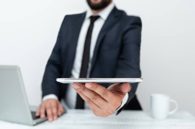 Uzaktan Ofis Çalışması Çevrimiçi Smartphone Voice Video Çağrı Önemli Fikirler İş Görüşmesi Fikirleri Küresel Bağlantı İletişimi Öğretim Verme Dersleri