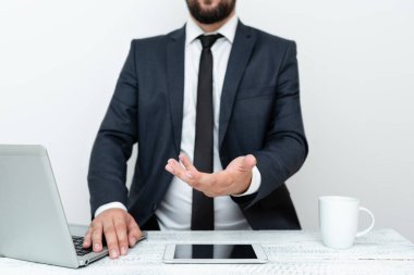 Uzaktan Ofis Çalışması Çevrimiçi Smartphone Voice Video Çağrı Önemli Fikirler İş Görüşmesi Fikirleri Küresel Bağlantı İletişimi Öğretim Verme Dersleri