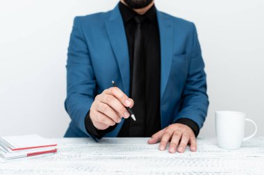 Discussing Important Idea Presenting Explaining Business Plan Designs Taking Notes Job Interview Ideas Giving Counsel Advice Lectures Work Orientation