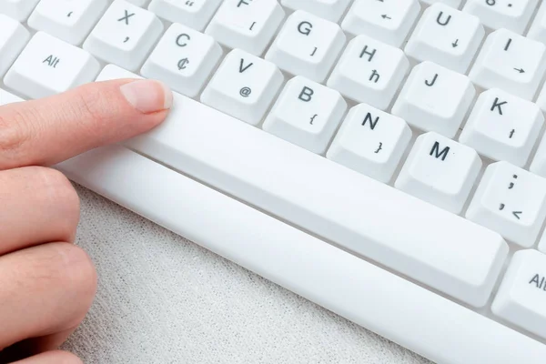 Business Lady Pointer Pressing Keybord Keys, Hand Touching Console Buttons, Gentle Man Finger Showing Click Here, Start Messeging Update — Stock Photo, Image