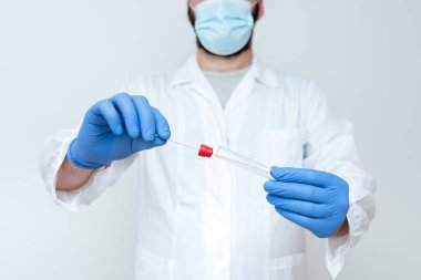 Doktor Test Sonuçlarını Açıklıyor, Hemşire Örnek Toplama Testi, Tedavi Etkisini Tartışma, Ders Verme, Bilimsel Sorunları Analiz Etme