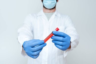 Kimyager Kan Örnekleri, Araştırmacı Analiz Örnekleri, Laboratuvar Deneyleri Fikirleri, Ders Verme, Bilimsel Sorunları Açıklama