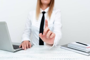 Yeni Fikir Tasarımları Öğretiliyor, Soyut Profesör Ders Veriyor, Bilgisayar Sunumu Fikirleri, Uzaktan Ofis Çalışması, Çevrimiçi Bağlantılar Küresel Bağlantı