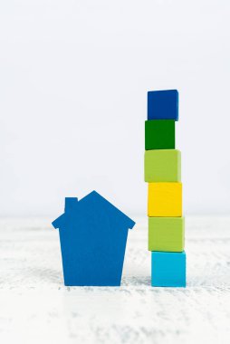 Emlak işini sunma, daha iyi bir mahalle yaratma, emlak değerlendirmesi, kiralık konut, güçlü bir ev inşa etme, aile geleceği planlama.