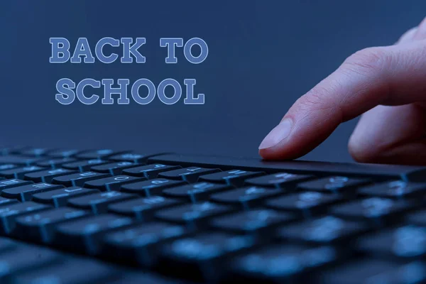 Handwriting text Back To School. Business overview is the period relating to the start of a new school year Inspirational business technology concept with copy space — Stock Photo, Image
