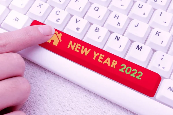 Ručně psané znamení Nový rok 2022. Obchodní nápad Pozdrav Oslava svátků Nový začátek Všechno nejlepší psaní Product Ingredients, Abstrakt Prezentace Upgradované klávesnice — Stock fotografie