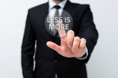 Daha az gösterilen tabela daha fazladır. Minimalist bir yaklaşımı ifade etmek için kullanılan iş genel değerlendirmesi daha etkilidir. Yeni Planlar ve Planlama Sürecini Gösteren Fikirler Sunuluyor