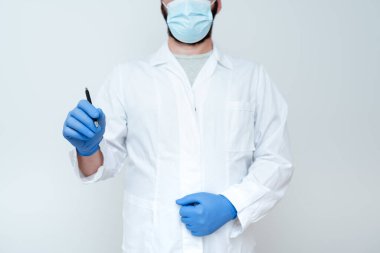 Yeni Teknolojiyi Gösteren Bilim Adamı, Tıbbi Tavsiye Veren Doktor, Kimyacı Bilim Dersleri Tartışmaları, İş Giyimi Koruyucu Vitesler