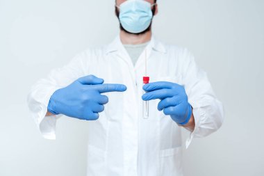 Doktor Test Sonuçlarını Açıklıyor, Hemşire Örnek Toplama Testi, Tedavi Etkisini Tartışma, Ders Verme, Bilimsel Sorunları Analiz Etme