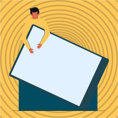 Ayakta duran beyefendinin elinde kocaman boş bir çekiç tahtası var. Man Design Yeni Bilgileri Gösteren Büyük Boş Belgeyi Durduruyor ve Tutuyor.