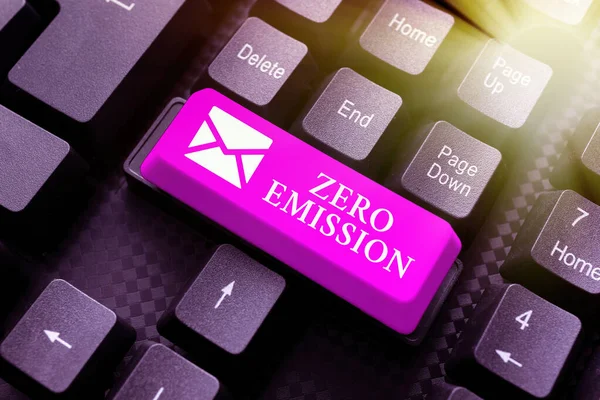 Inspiration mit dem Zeichen Zero Emission. Wort für Wort bezieht sich auf einen Motor, der keine Luftschadstoffe ausstößt. — Stockfoto