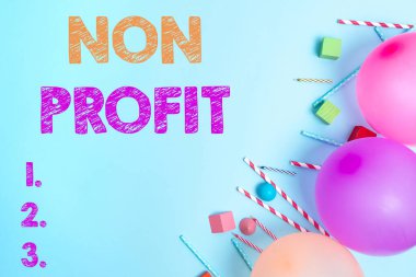 Kavramsal başlık Non Profit. İş konsepti, öncelikli olarak kar amacı gütmeyen veya yönetmeyen Renkli Doğum Günü Partisi Parlak Kutlama Planlama Fikirleri Tasarladı