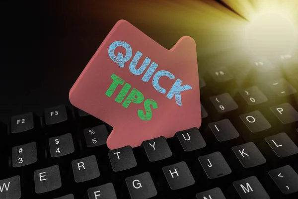 Text caption presenting Quick Tips. Internet Concept small but particularly useful piece of practical advice Converting Written Notes To Digital Data, Typing Important Coding Files — Stock Photo, Image