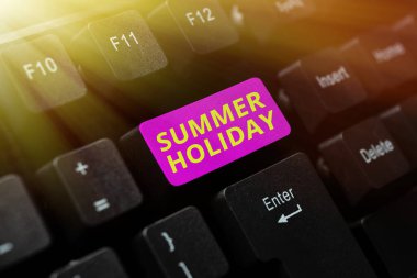 Yaz Tatili 'nden ilham aldığını gösteren bir mesaj. Yazın, gevşemek ve eğlenmek için özel bir zaman aralığı gösterimi Karakter Arkaplan Hikayesi, Yeni Sosyal Medya Hesabı Oluşturma