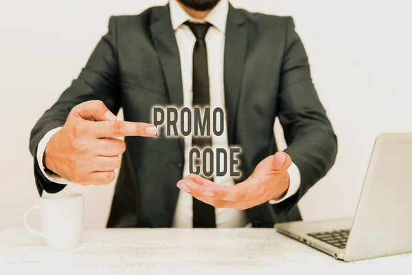 Podepsat zobrazení Promo kódu. Slovo pro písmena nebo čísla, které umožňuje získat slevu na něco Remote Office Work Online Prezentace obchodní plán a návrhy — Stock fotografie