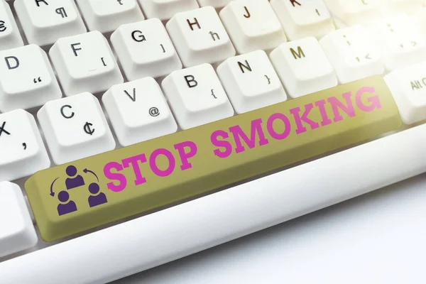 Inspiráció a dohányzásról való leszokás jele. Üzleti koncepció A dohányfüggőség használatának megszüntetése vagy abbahagyása Gépíró Céges dokumentumok létrehozása, Absztrakt sebességgépelési ötletek — Stock Fotó