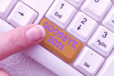 Kavramsal gösteri Elveda 2021. Yeni Yıl Arifesi Kilometre Taşı için kelime Geçen ay Kutlama Geçişi Soyut İnternet Sorunu Çözülmesi, Çevrimiçi Bağlantının Korunması