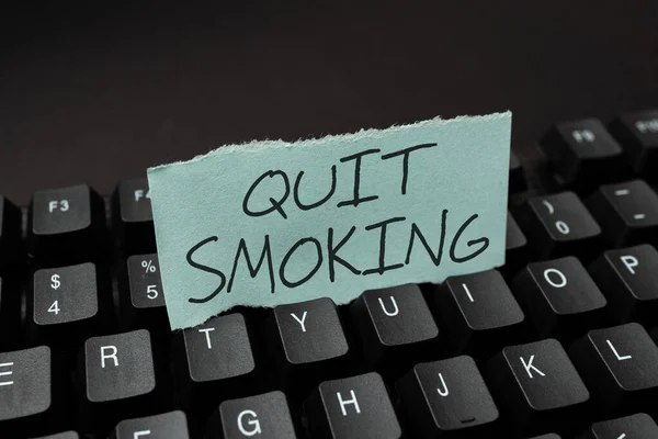 Text caption presenting Quit Smoking. Word Written on Discontinuing or stopping the use of tobacco addiction Creating Online Journals, Typing New Articles, Making New Headlines — Stock Photo, Image