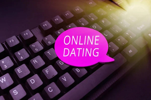 Tekenen weergeven van Online Dating. Concept betekent zoeken Matching Relaties eDating Video Chatten Vullen Online Registratieformulieren, Verzamelen en bewerken van Internet Data — Stockfoto