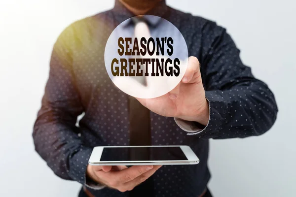 Handwriting text Season S Is Greetings. Business idea Used as an expression of goodwill during festivities Presenting New Technology Ideas Discussing Technological Improvement — Fotografia de Stock