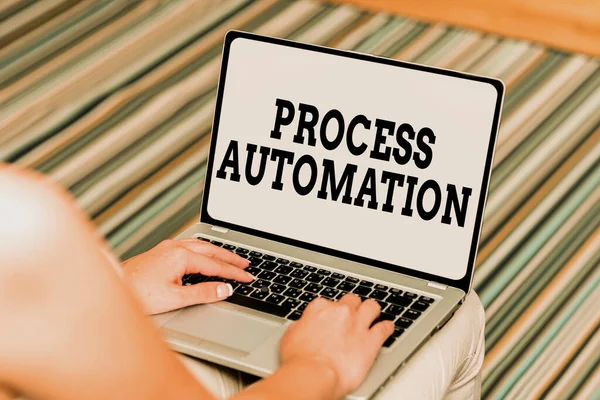 Text showing inspiration Process Automation. Conceptual photo the use of digital technology to perform a process Voice And Video Calling Capabilities Connecting People Together — Foto de Stock