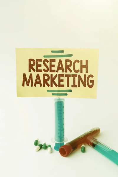 Sign displaying Research Marketing. Business concept process of gathering and interpreting info about a market Writing Important Medical Notes Laboratory Testing Of New Infections — Φωτογραφία Αρχείου