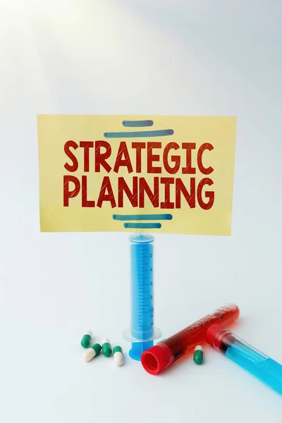 Sign displaying Strategic Planning. Business overview systematic process of envisioning a desired future Writing Important Medical Notes Laboratory Testing Of New Infections — Φωτογραφία Αρχείου