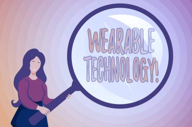 Giyilebilir Teknoloji metni yazılıyor. Soyut Soruşturma ve İpuçları Bulma, Cevaplar Aranıyor gibi elektronik cihazlar için kullanılan sözcük.