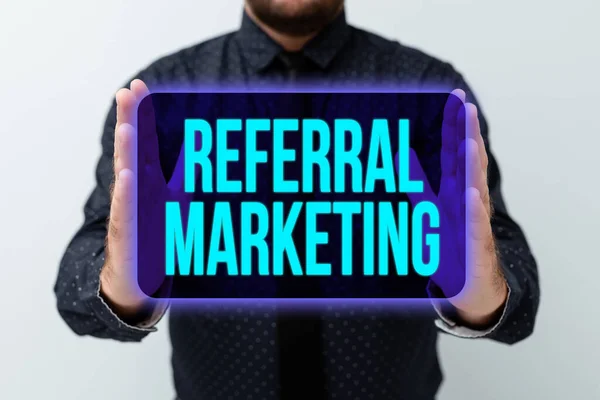 Inspiration showing sign Referral Marketing. Word for the process of leveraging partners and customers Presenting New Plans And Ideas Demonstrating Planning Process — Stock Photo, Image