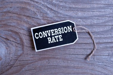 Dönüştürme Oranını göster. Boş Etiket Koleksiyonunun Bilgi Etiketi İfadesiyle Bağlı olduğu istenen hedefe ulaşan bir web sitesine iş konsepti sayısı