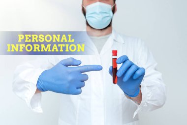 Kişisel Bilgileri gösteren metin işareti. İş genel değerlendirmesi, tanımlanabilir bir kimyager hakkında bilgi kaydetti. Kan örneği sunan, Bilim Adamı Araştırma Numunesi