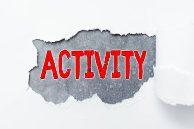 Metin Etkinliği gösterimi yazılıyor. Yeni Yazı Kavramları Düşünmek, Yazarlar Bloğu 'nu Kırmak ve Yazarları Engellemek