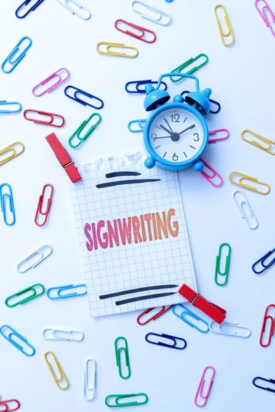 Inspiration visar tecken Signwriting. Internet Koncept alla typer av tydliga bokstäver avsedda att användas på symboler Kreativa hem Återvinning Idéer och utformningar Begrepp Time Management — Stockfoto