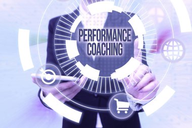 Kavramsal Başlık Performans Koçluğu. Üniformalı Holding Phone Basma Sanal Düğme Fütüristik Teknolojisi 'nin gelişimi ve eylem planına iş yaklaşımı.