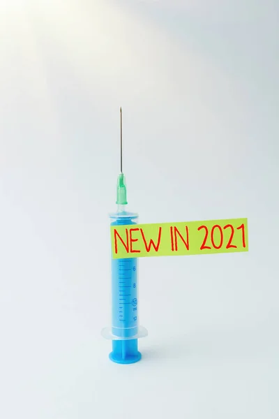 Text med ny text 2021. Word Skrivet om vad som väntar eller ny skapelse för år 2020 Skriva Viktiga medicinska anteckningar Laboratorietester av nya infektioner — Stockfoto